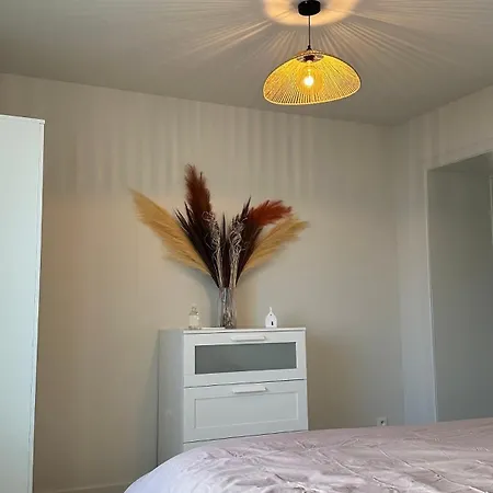 Gare De Apartment